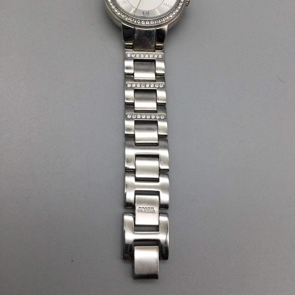 Fossil Womens Watch 29mm Silver Tone Crystals Stainless ES3292 New Battery 6.25